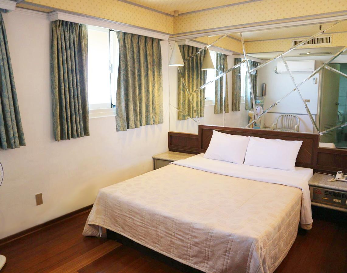 Sanmin Hotel Changhua Exterior foto